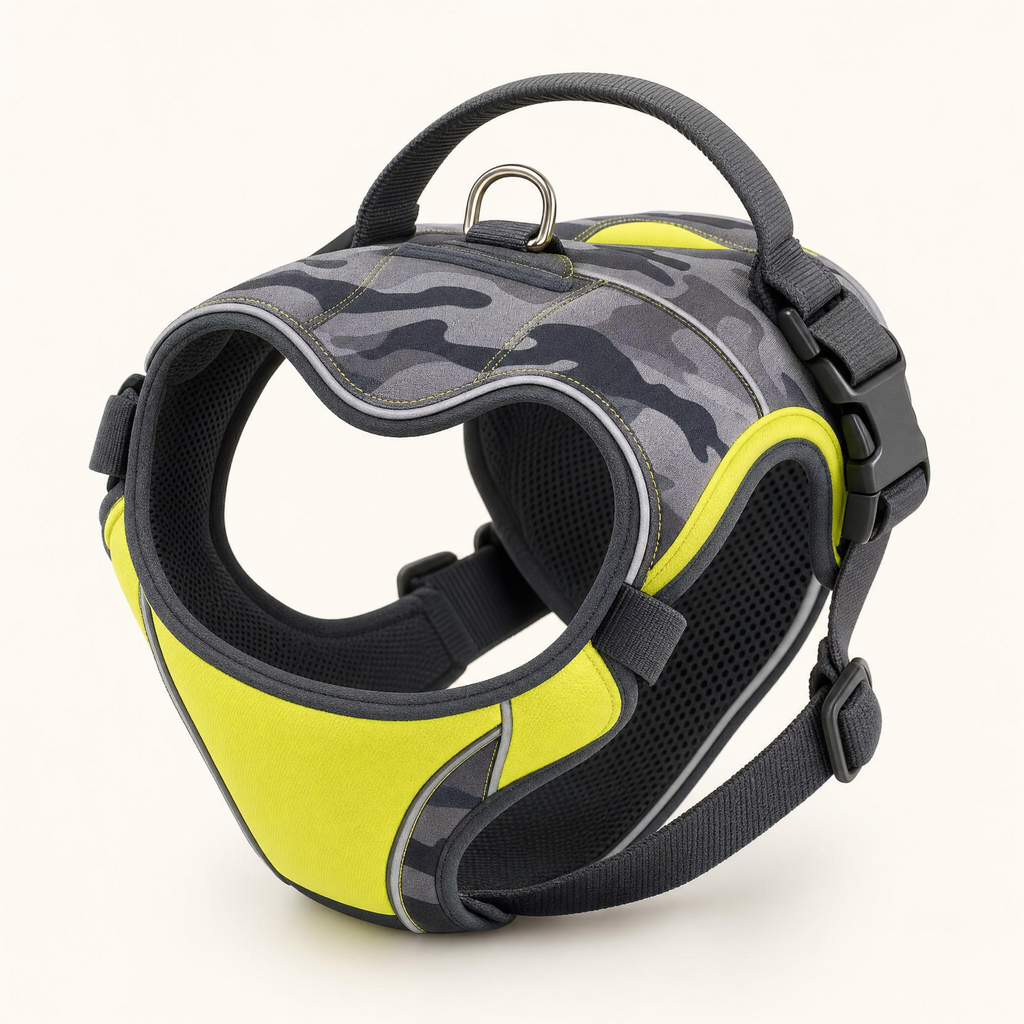 Romptail Field Camo no-pull harness with a hi-vis chest panel